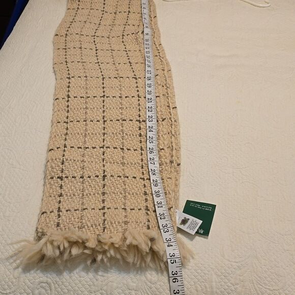 Branigan Weavers Irish Wool Scarf - Picture 2 of 6
